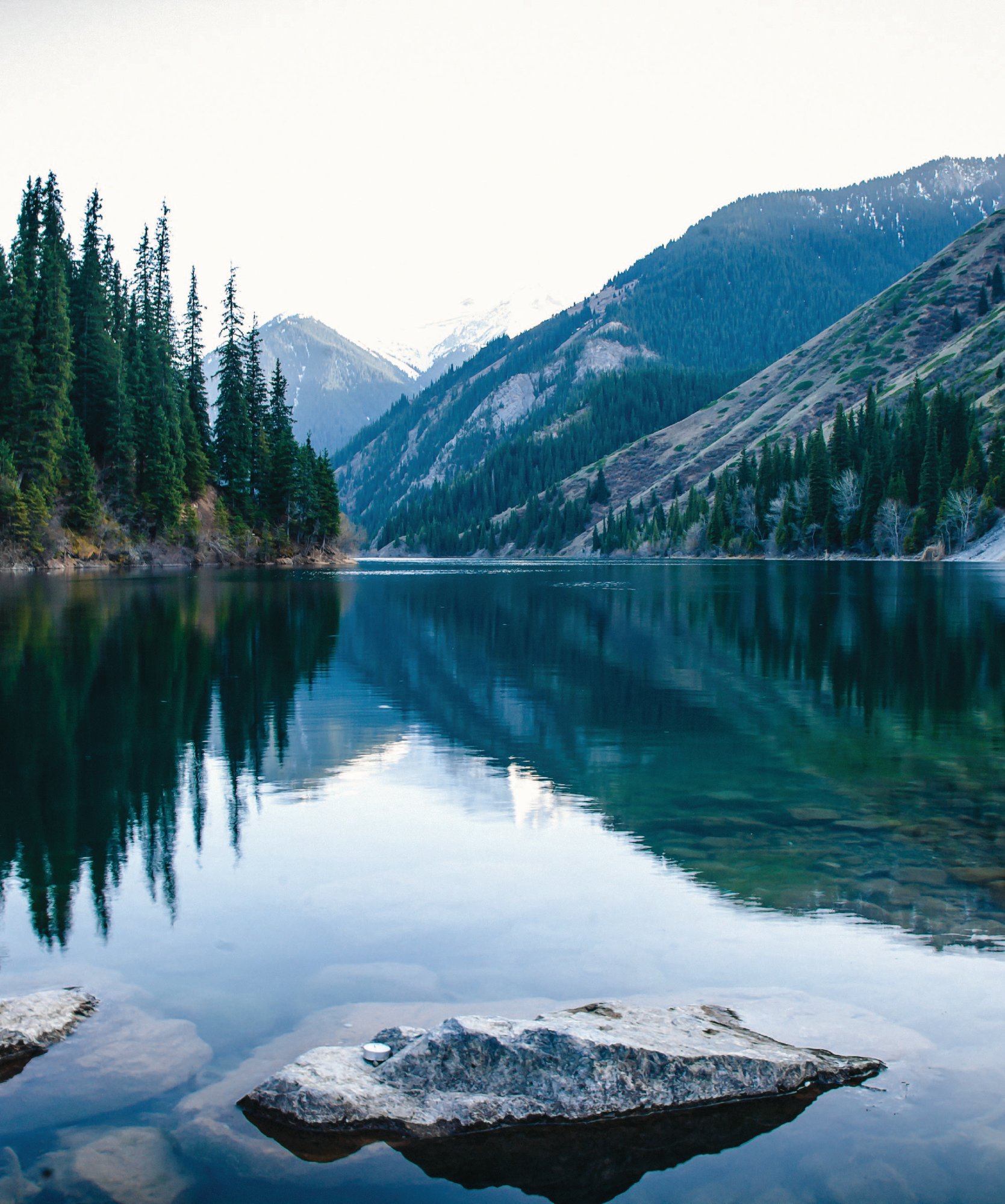 mountain with lake - vertical-01